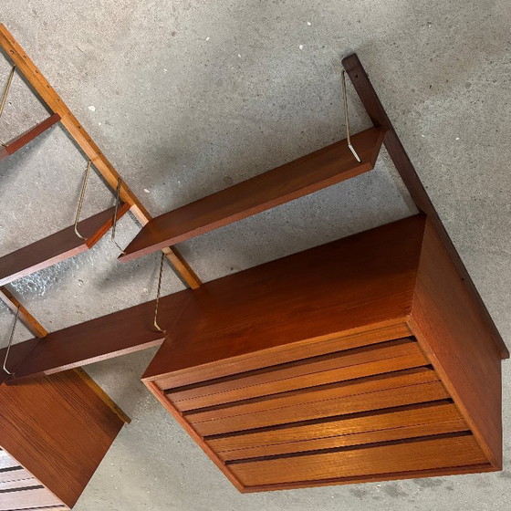 Poul Cadovius Royal System Wall Unit / Modular System – Shelving unit, Wood (photo 7 of 7)