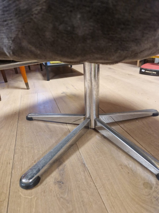 Vintage TV Armchair – Metal, Textile (photo 6 of 11)