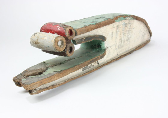 Image 1 of Timone antico in legno a scatto