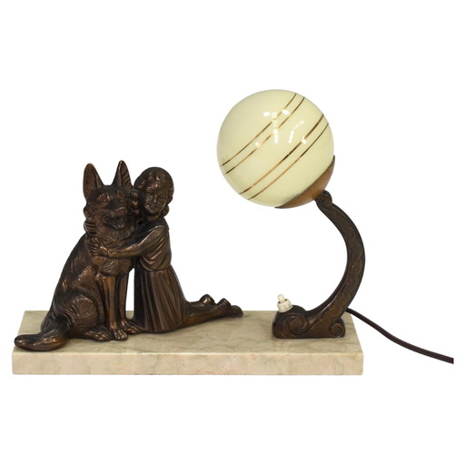 Französische Art Deco Schreibtisch Tischlampe Mädchen und Deutscher Schäferhund Skulptur, circa 1930