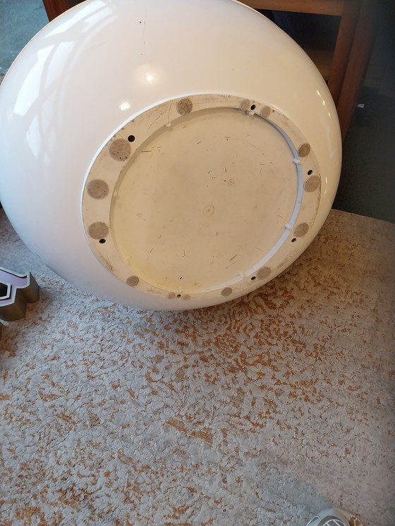 Image 1 of 1 x Peter Ghyczy egg chair. Latere versie 