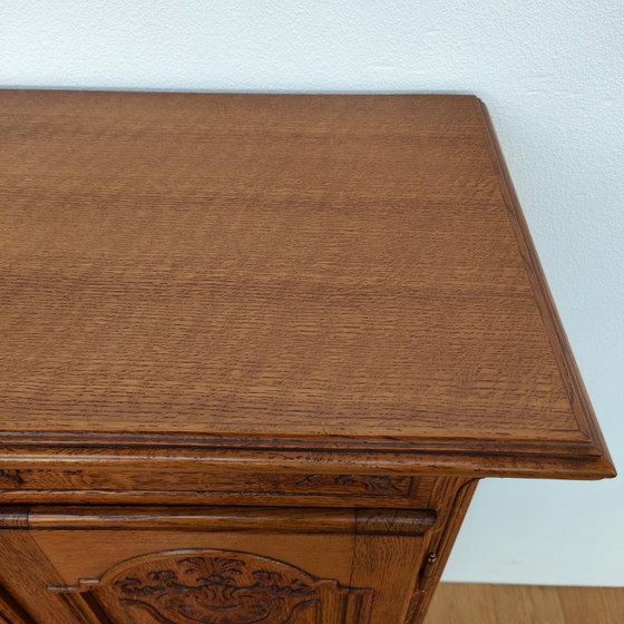 Image 1 of Buffet, commode, meuble bar et meuble hi-fi de style Queen Anne vintage