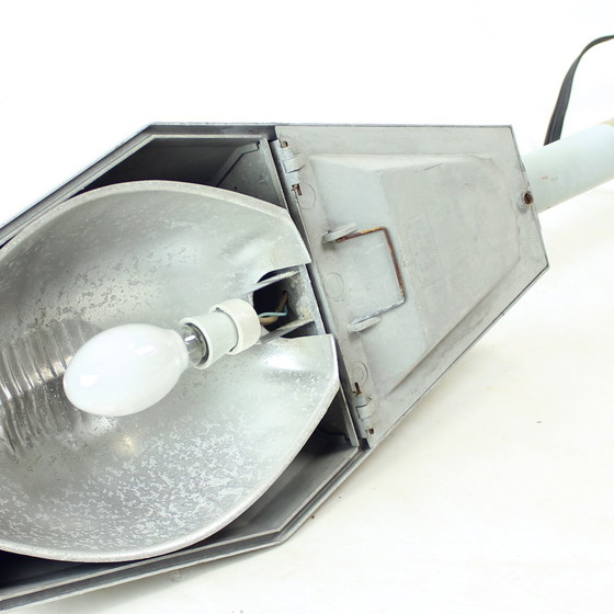 Image 1 of Vintage industriële straatlantaarn, Tsjecho-Slowakije, 1970