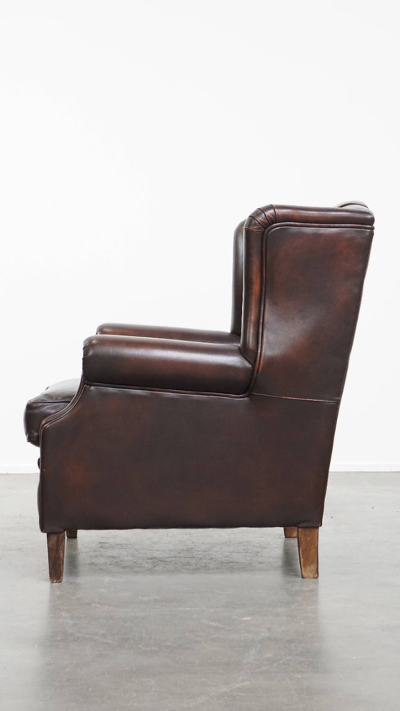 Image 1 of Oofauteuil in Engelse stijl gemaakt van rundleer