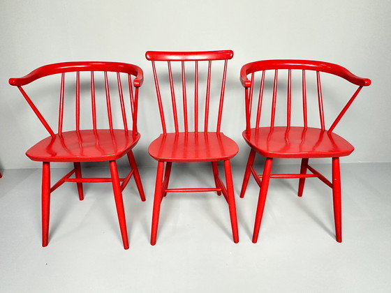 Image 1 of Vintage Set Of 3 Mid-Century Red Lacquered Chairs With Table 