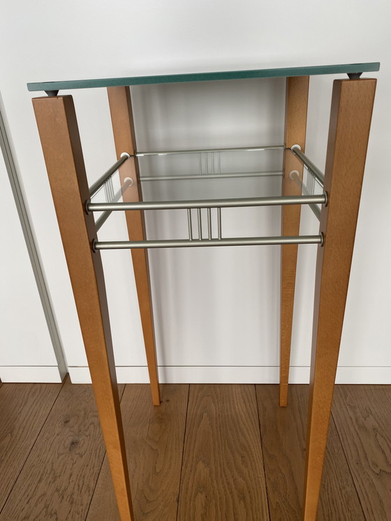 Image 1 of Mesa auxiliar retro de alto diseño