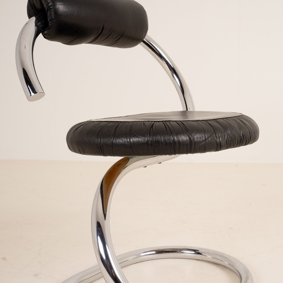 Image 1 of Juego de 6 sillas de comedor “Cobra” de Giotto Stoppino.