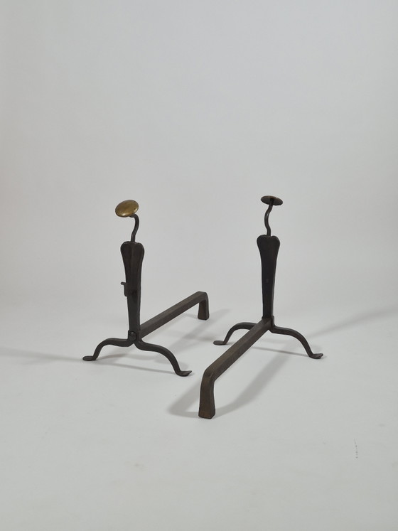 Paire de tréteaux de cheminée en métal forgé à la main, de forme élégante, en laiton – Objets déco, Metal (photo 5 of 15)