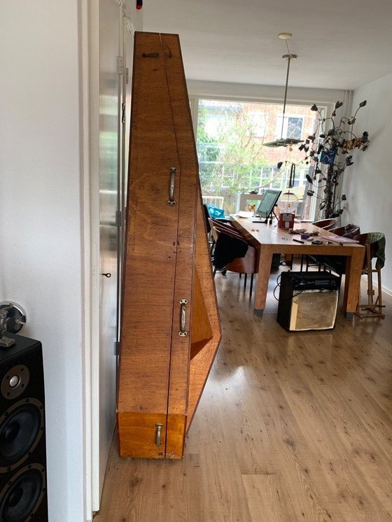 Image 1 of Estuche antiguo para contrabajo, años 30-40.