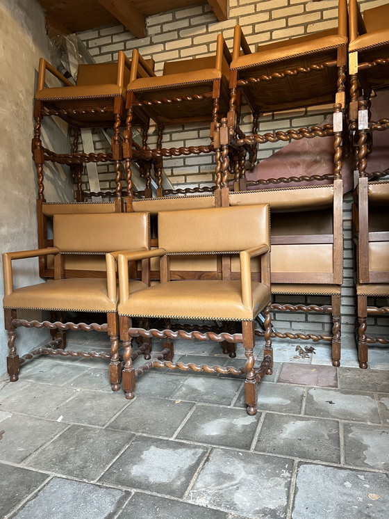 Image 1 of 14 antike gedrechselte Esszimmerstühle