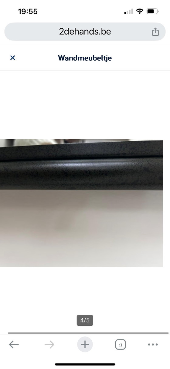 Image 1 of Preciosa unidad de pared con espejo.