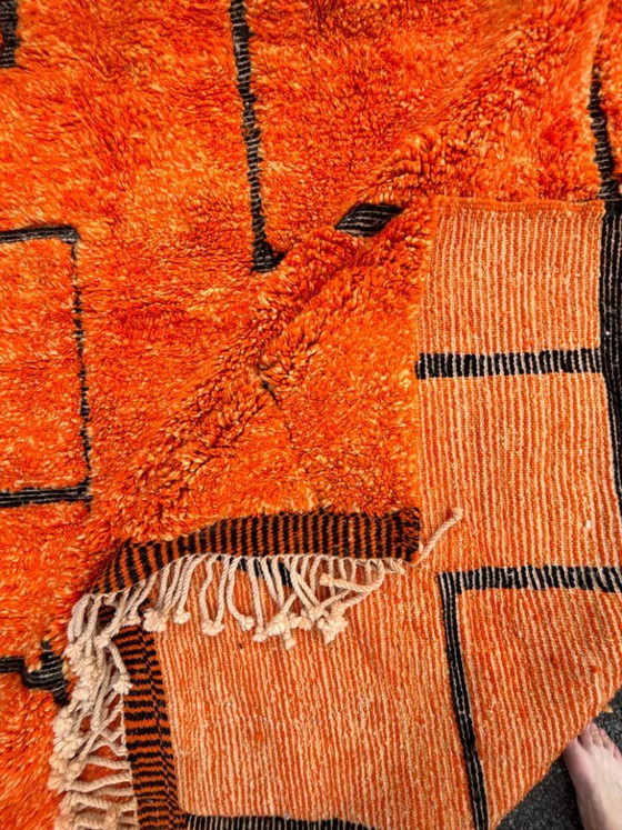 Image 1 of Alfombra marroquí naranja hecha a medida de 200 cm x 300 cm.