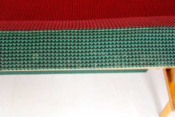 Image 1 of Sofa von Miroslav Navratil für Drevopodnik Brno, 1960er Jahre