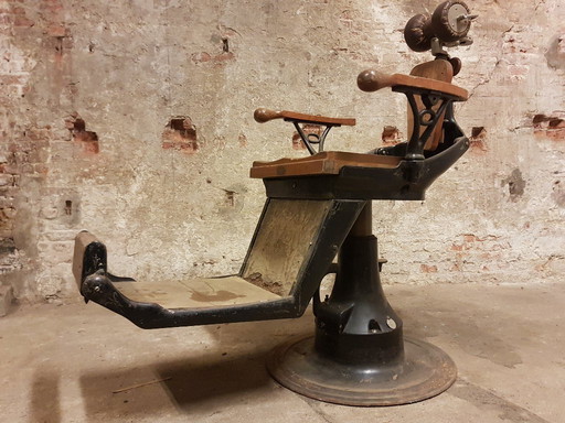 Unica poltrona da dentista antica Dental -Centrale C. Ash & Sons Amsterdam