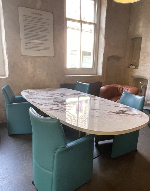 4 Leolux Tamarind dining chairs