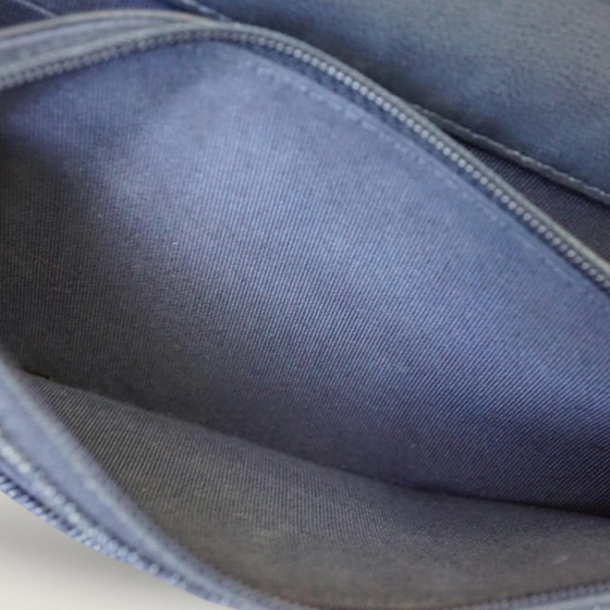 Image 1 of CHANEL PORTEMONNEE MET KETTING | DENIM