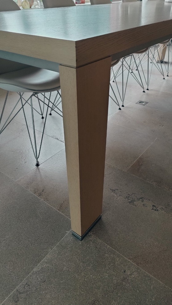 Image 1 of Tavolo in legno impiallacciato 3 metri