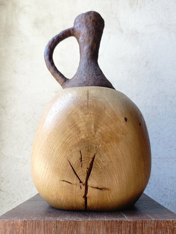Image 1 of Vase/sculpture in carved solid oak