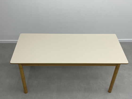 Image 1 of Table à manger scandinave vintage