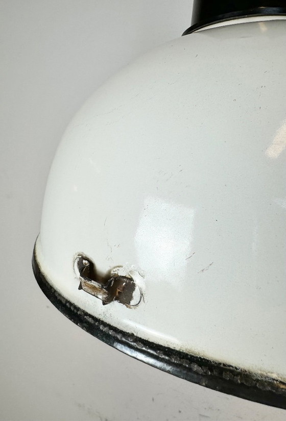 Image 1 of Lampada a sospensione smaltata bianca industriale sovietica, anni '60