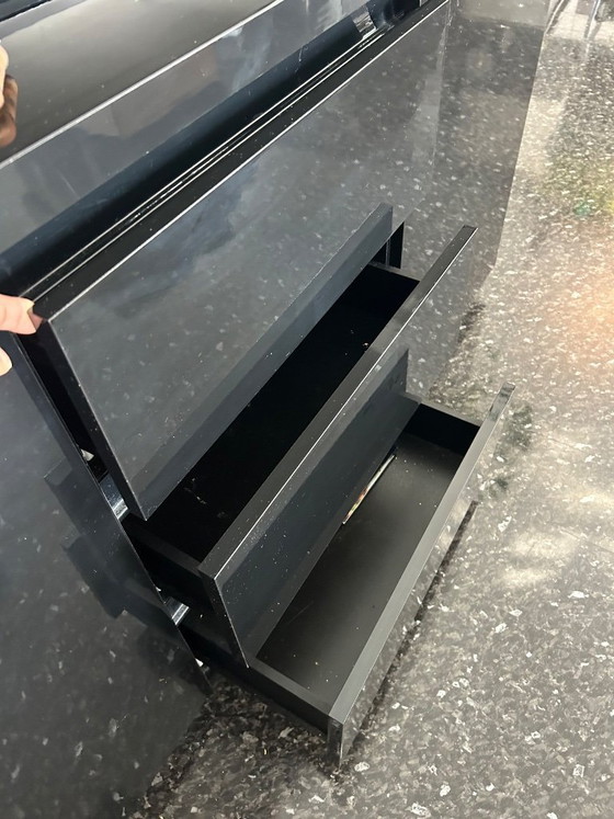 Image 1 of Black high-gloss sideboard – Italian design