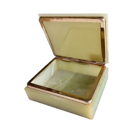 Onyx casket/box – handcrafted, Italy 1970s