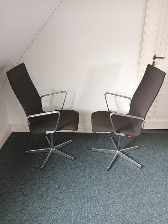 Image 1 of Arne Jacobsen para Fritz Hansen, escritorio de Oxford