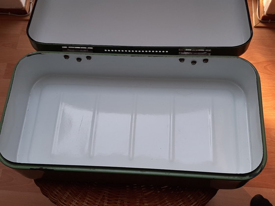 Image 1 of boîte à pain émaillée