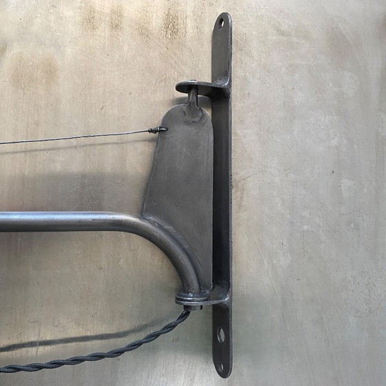 Image 1 of LAMPADA INDUSTRIALE VINTAGE CON CORPO OSCILLANTE
