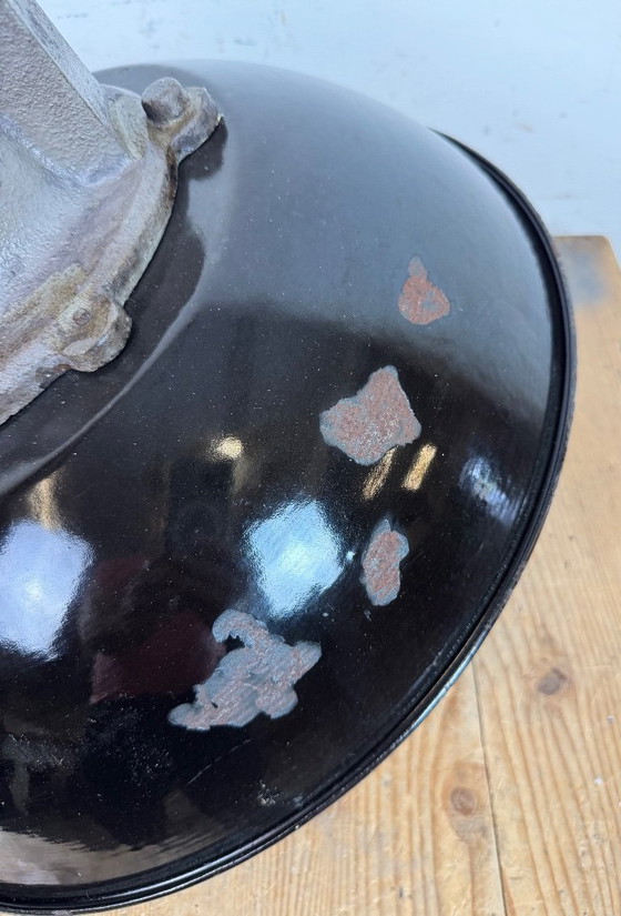 Image 1 of Industrielle Käfig-Hängelampe aus schwarzem Emaille und Gusseisen, 1960er