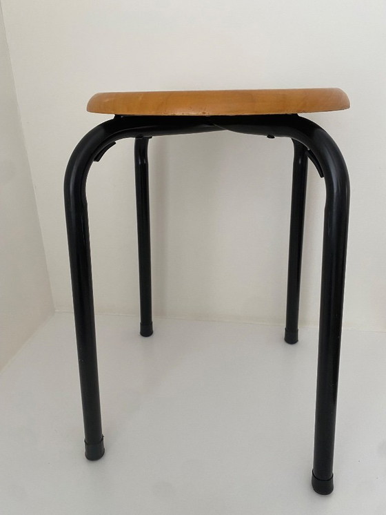 Image 1 of Industrieel Vintage Krukje – Mullca stijl – hout  & metaal