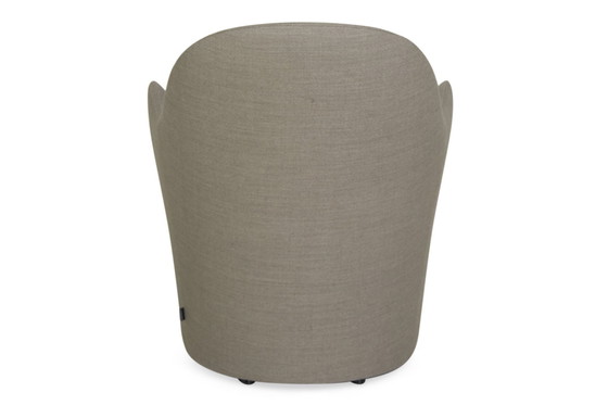 Image 1 of 7900 Solid Chair