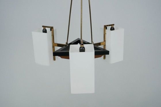 Image 1 of Lampadario a tre bracci di metà secolo, prodotto da Stilnovo. Italia, anni '50.