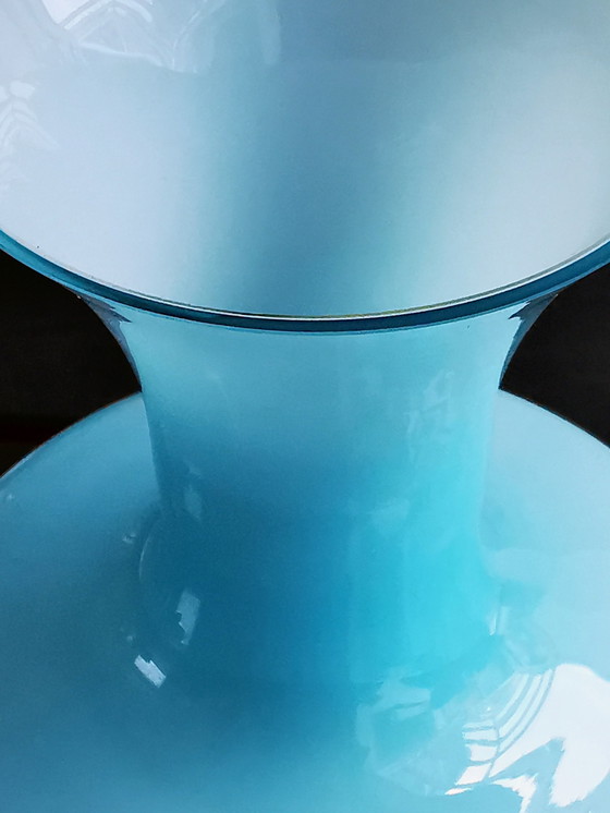 Image 1 of Verre Empoli Italie Toscane, années 1960, vase bleu clair