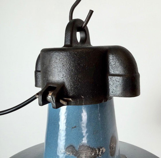 Industrial Blue Enamel Factory Lamp with Cast Iron Top, 1960s, Pendant lamps (photo 8 of 17)