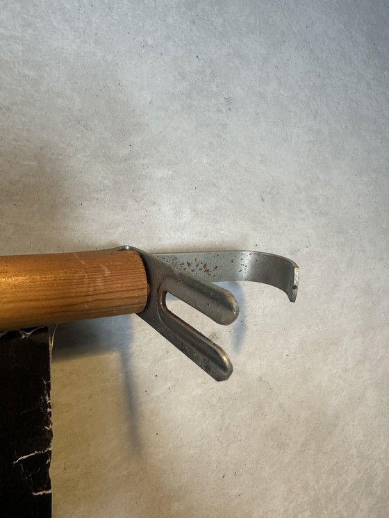 Image 1 of XL vintage linnen schoolkaart - ‘Relationships of the Animal Kingdom’