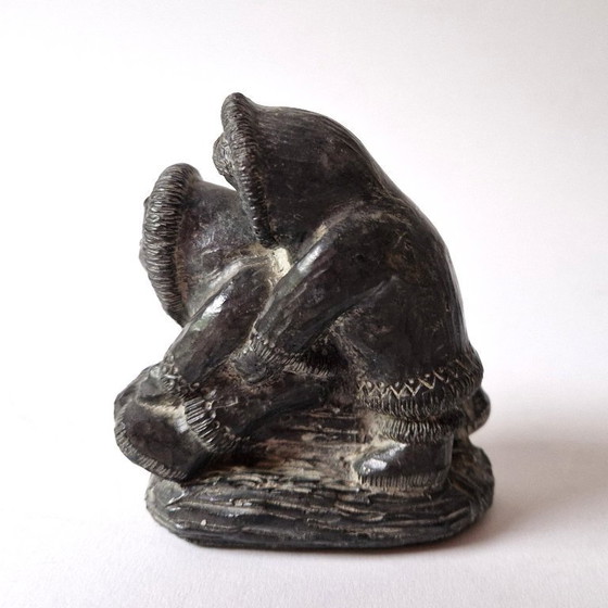 Image 1 of Al Wolf Canada - Esquimaux sur un traîneau - Stéatite - Signé