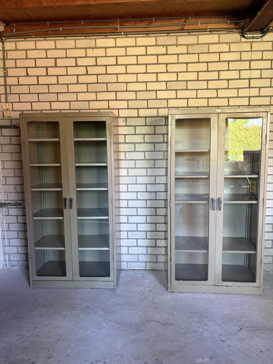 Mewaf Vintage Vitrine (2 X Op Voorraad) – Vitrinekasten, Glass, Metal (photo 3 of 6)