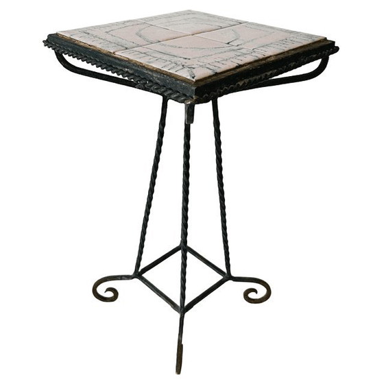 Image 1 of Table d'appoint pour plantes, style Mid-Century, en céramique rose et fer forgé, années 1960