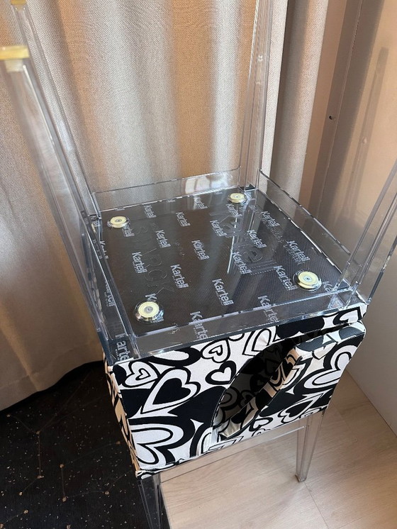 Image 1 of chaises Kartell Mademoiselle en tissu Moschino