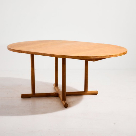 Image 1 of MK10633 Table de salle à manger en chêne restaurée par Kurt Østervig pour Jason Møbler
