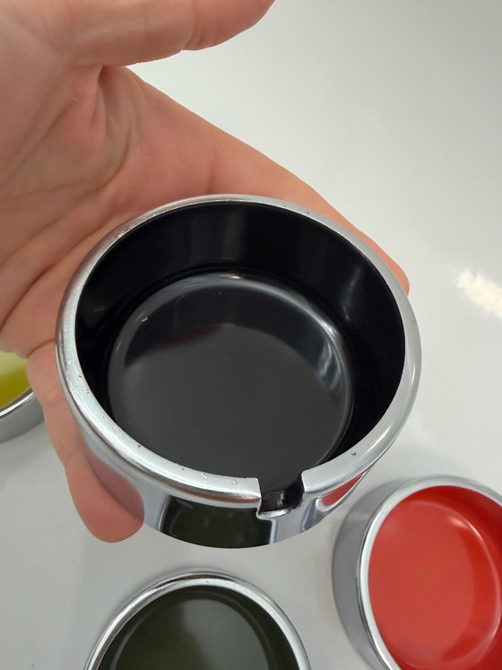 Space Age "Tower" Ashtray, Isamu Kenmochi for IPPAG, vintage 1970, Decorative Objects, Chrome, Plastic (photo 14 of 15)