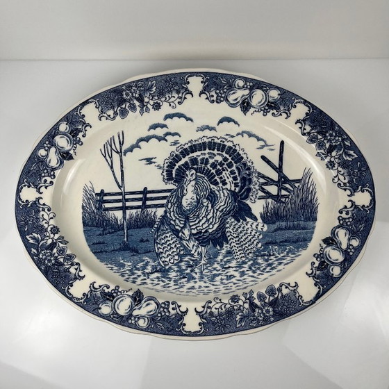 Image 1 of Grande piatto ovale vintage in terracotta blu con decoro a forma di tacchino