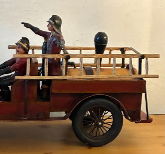 Camión de bomberos antiguo decorativo de Leonardo Luna – Objetos decorativos, Wood, Metal (photo 11 of 13)