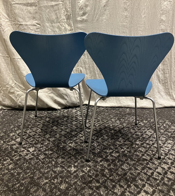 Image 1 of 2X Fritz Hansen Vlinderstoel Arne Jacobsen