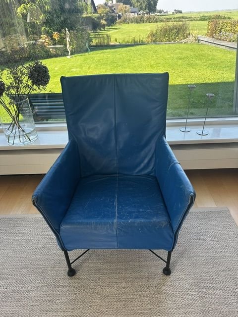 Montis Charly, cuero azul – Sillones, Metal (photo 3 of 5)