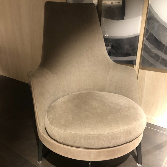 Image 1 of Sillón blando Flexform Guscio Alto