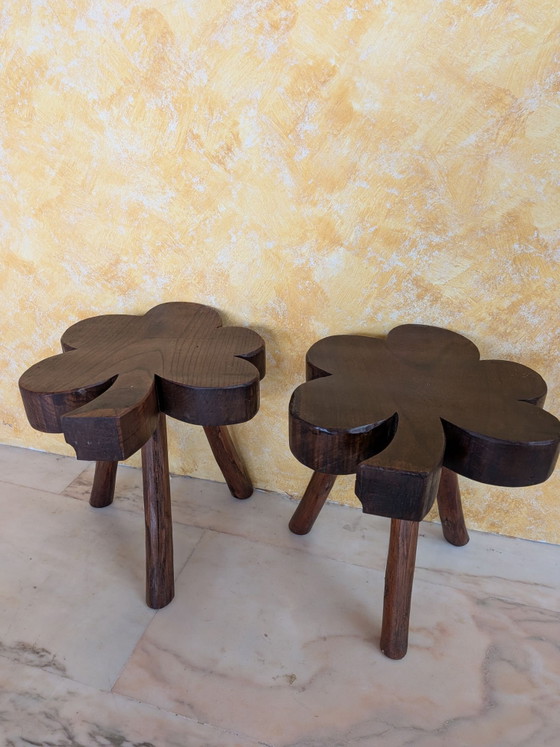2 Antike Kleeblatt Hocker – Holz (photo 12 of 12)