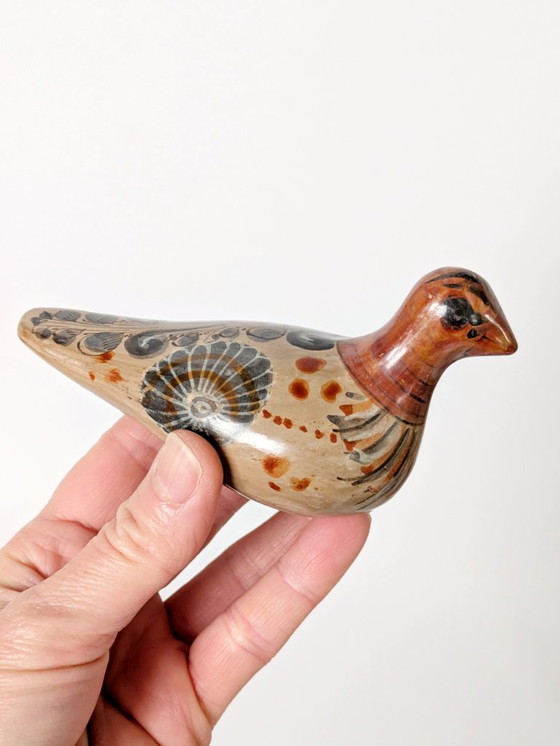 Image 1 of Paire de colombes mexicaines en céramique Tonala | Figurines d'art populaire peintes à la main des années 1970