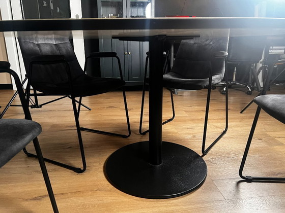 Image 1 of Tavolo da pranzo Movani Piedra 130x150 con 4 sedie